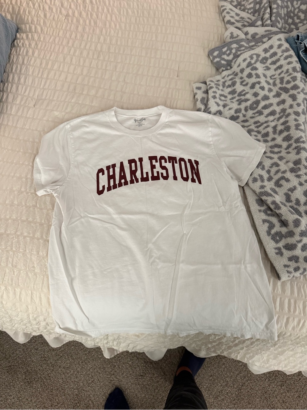 Brandy Melville Charleston t shirt